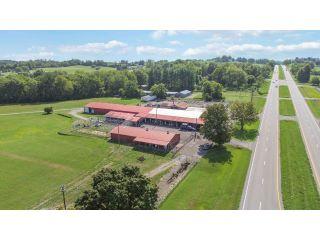 Property in Stanford, KY thumbnail 2