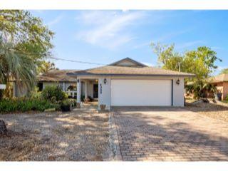 Property in Lakeland, FL thumbnail 5