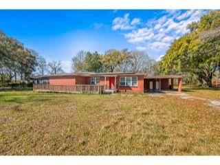 Property in Pensacola, FL thumbnail 5