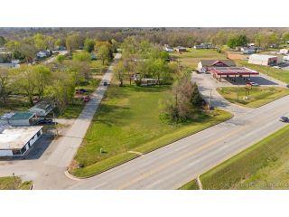 Property in Jay, OK 74346 thumbnail 2