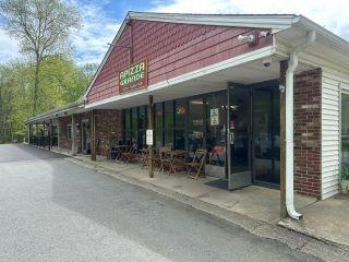 Property in Deep River, CT thumbnail 6