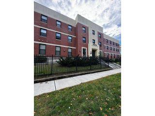 Property in New Haven, CT thumbnail 4