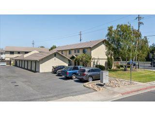 Property in Oakdale, CA thumbnail 3