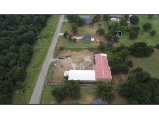 Property in Chandler, OK thumbnail 3