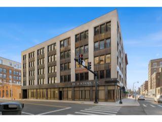 Property in Hartford, CT thumbnail 4