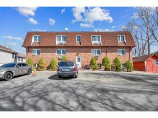 Property in Bristol, CT thumbnail 1