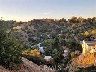 Property in Los Angeles, CA thumbnail 4