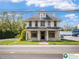 Property in Upper Macungie Twp, PA thumbnail 4