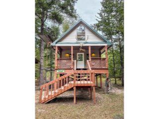 Property in Karnack, TX thumbnail 1