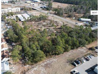 Property in Southport, NC thumbnail 2