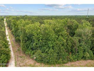 Property in Jacksonville, NC thumbnail 6