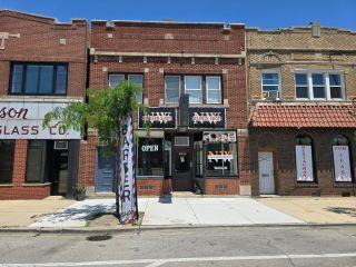 Property in Chicago, IL 60630 thumbnail 0