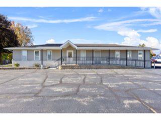 Property in New Holstein, WI thumbnail 4