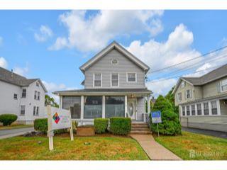 Property in Raritan, NJ thumbnail 1