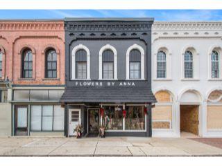 Property in Dowagiac, MI thumbnail 1