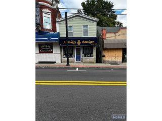 Property in Carlstadt, NJ 07072 thumbnail 0