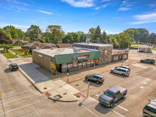 Property in Allen Park, MI thumbnail 1