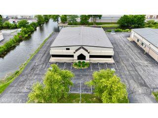 Property in Indianapolis, IN 46237 thumbnail 1