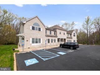 Property in Medford, NJ thumbnail 1