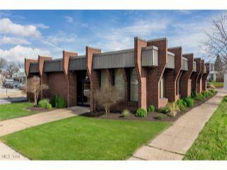 Property in Euclid, OH thumbnail 2