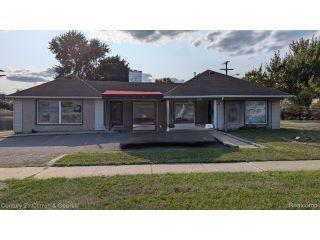 Property in Garden City, MI thumbnail 4