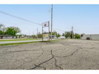 Property in Dowagiac, MI 49047 thumbnail 1