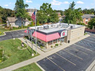 Property in Farmington, MI thumbnail 4