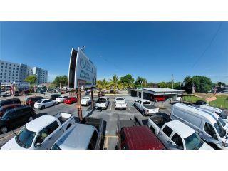 Property in Miami, FL thumbnail 3