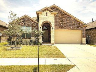 Property in Fort Worth, TX thumbnail 3