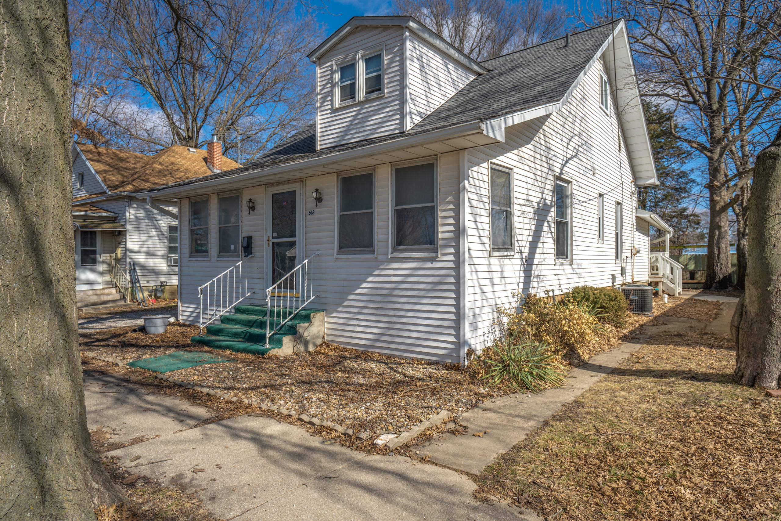 Property Image for 618 North Madison Street