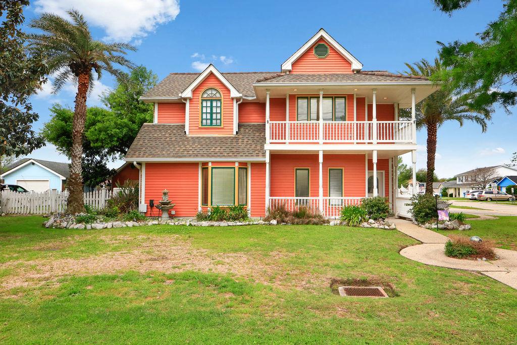 Property Image for 577 S Destrehan Ave