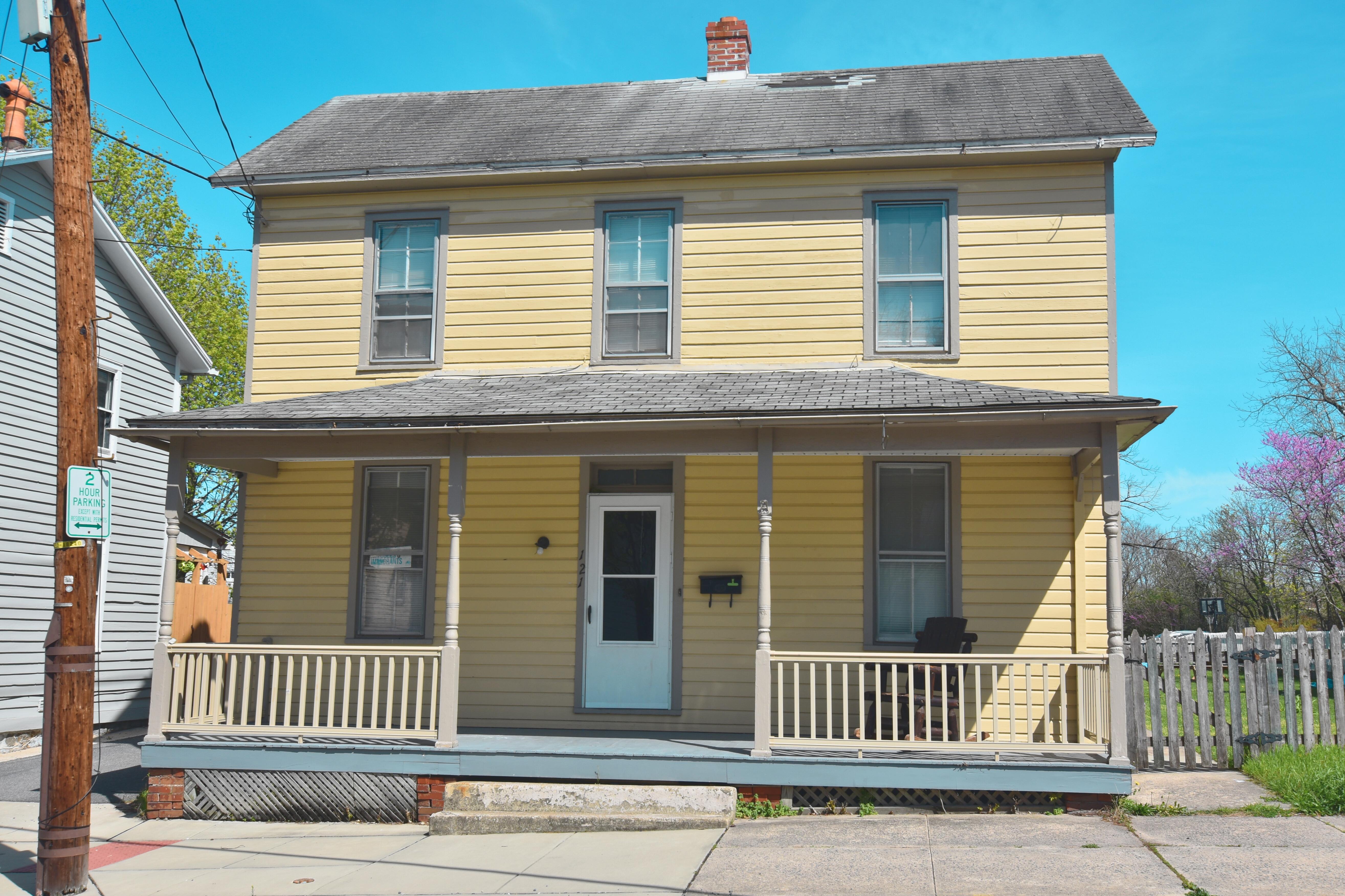 Property Image for 121 N Stratton Street