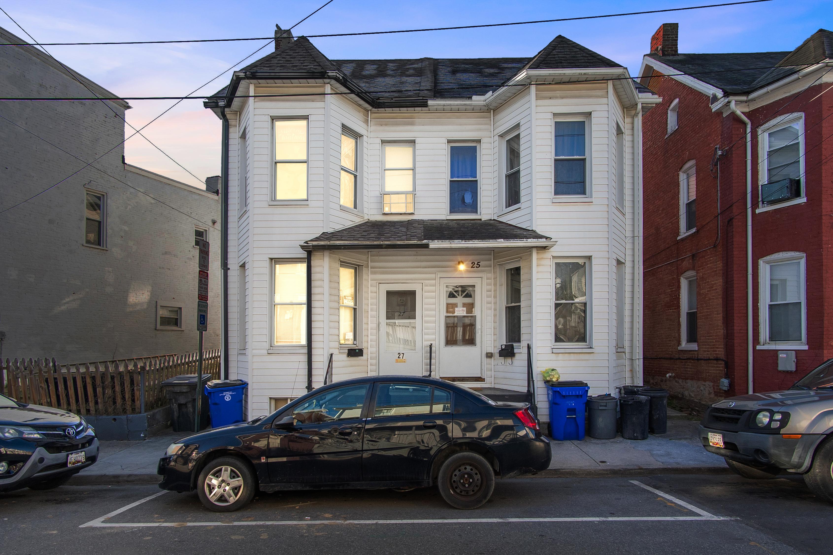 Property Image for 27 E Lee St