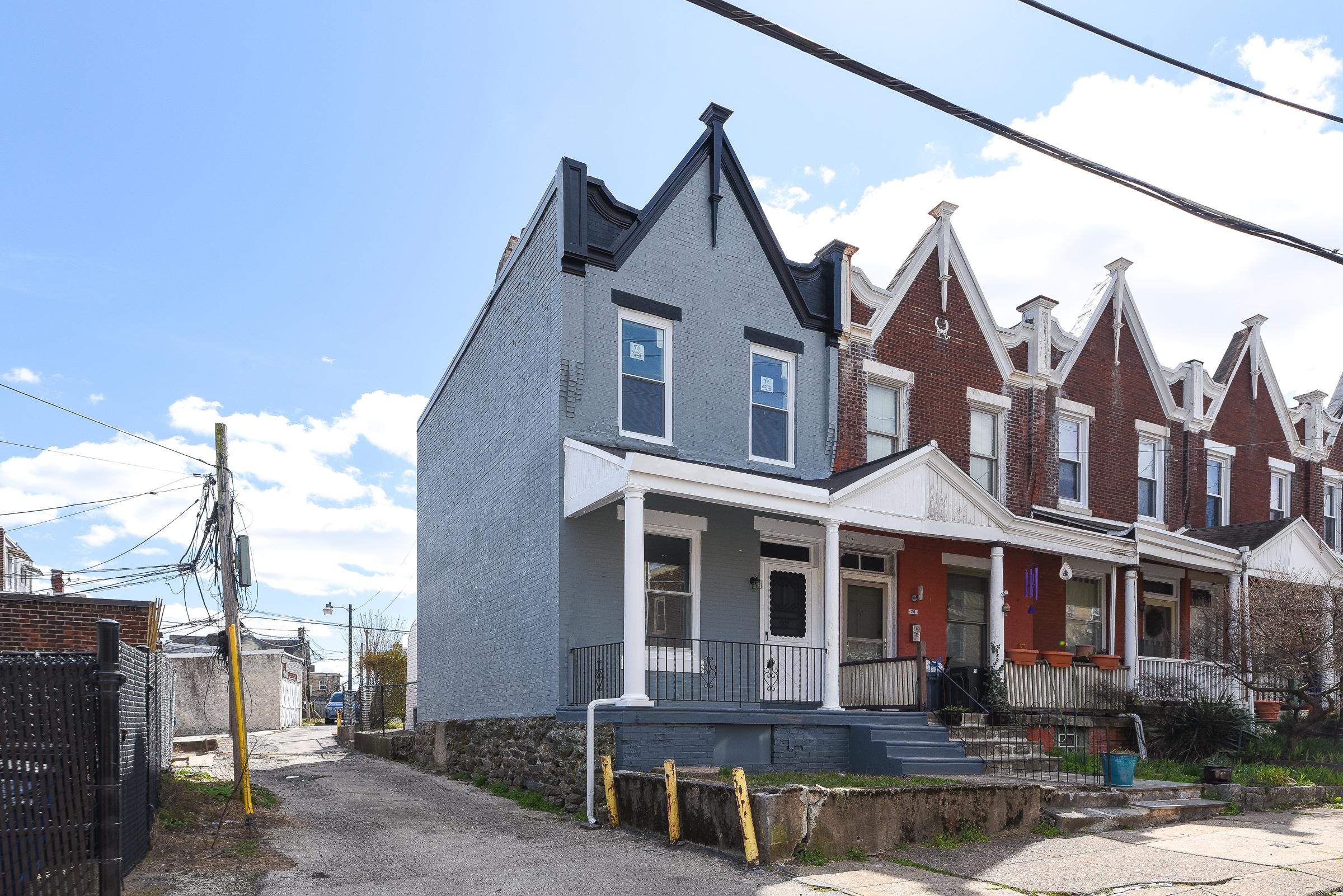 Property Image for 18 W Durham St