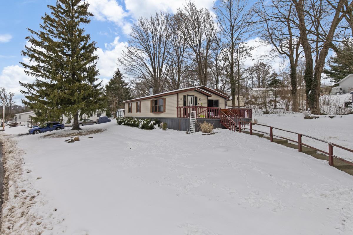 Property Image for 11 Lakeview Dr