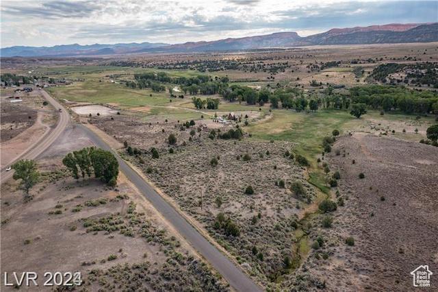 Property Image for 525 S Old Us Highway 89 1