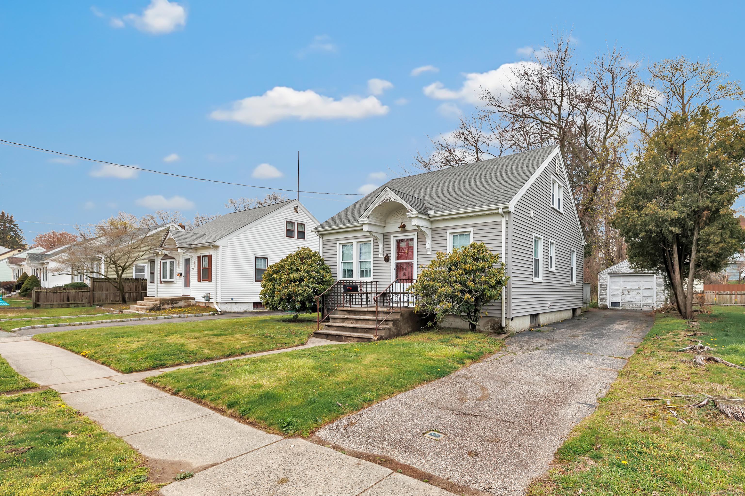 Property Image for 301 Knowlton Street