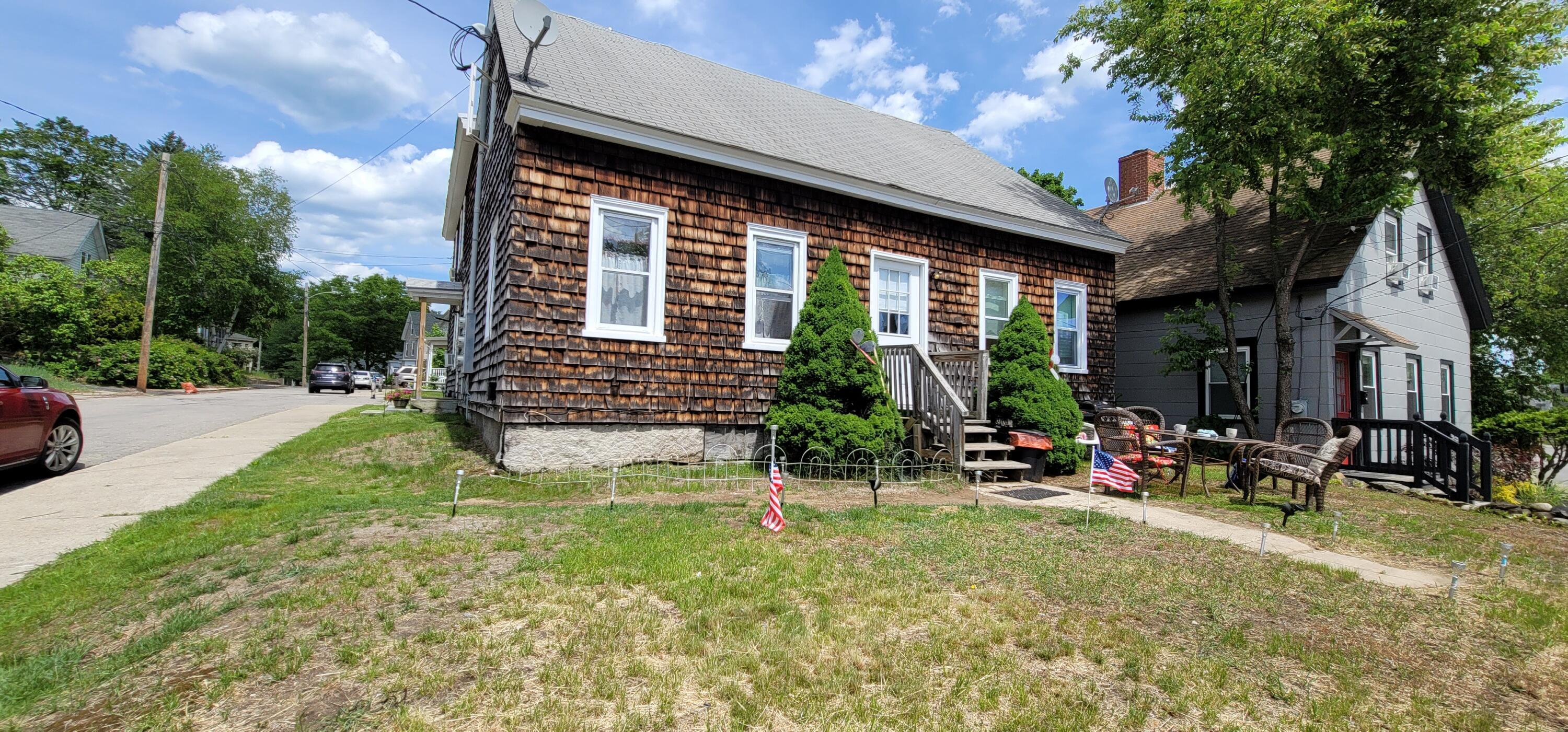 Property Image for 14 Pleasant Street