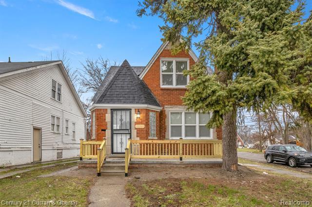 Property Image for 18541 Schoenherr Street