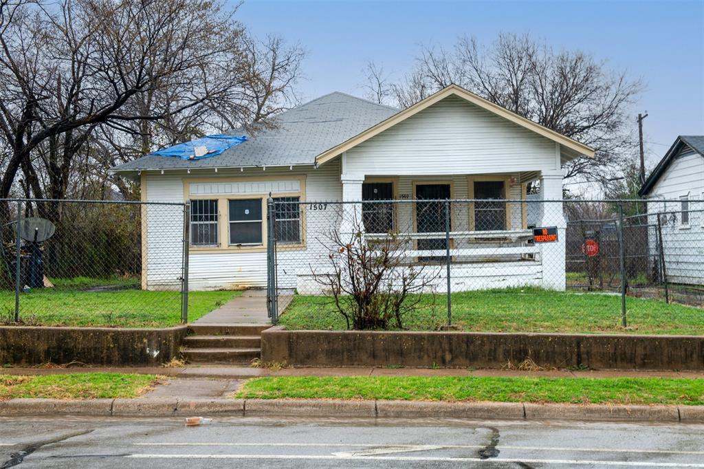 Property Image for 1507 E Maddox Avenue