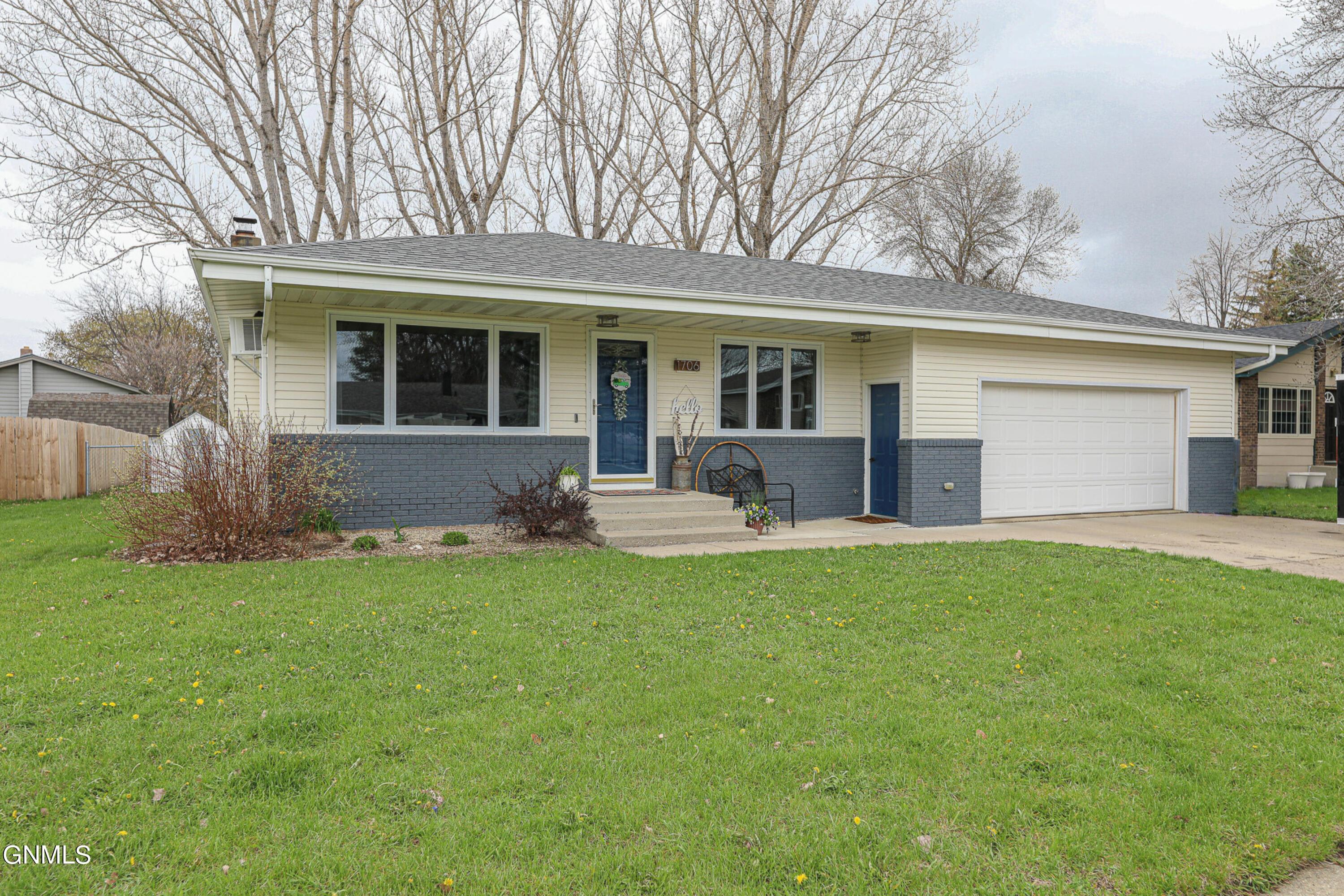 Property Image for 1706 East Omaha Drive