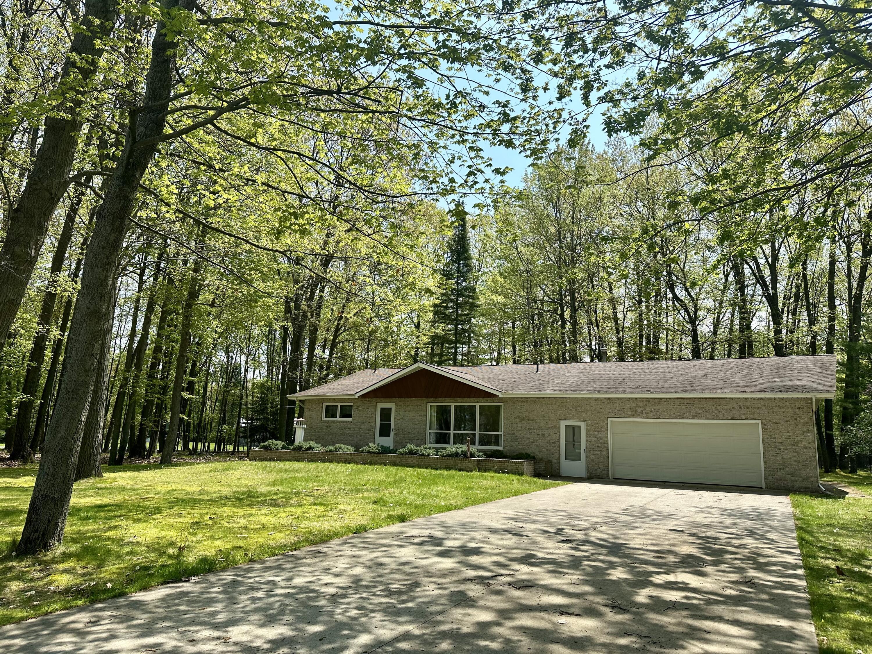 Property Image for 418 Chippewa Trail