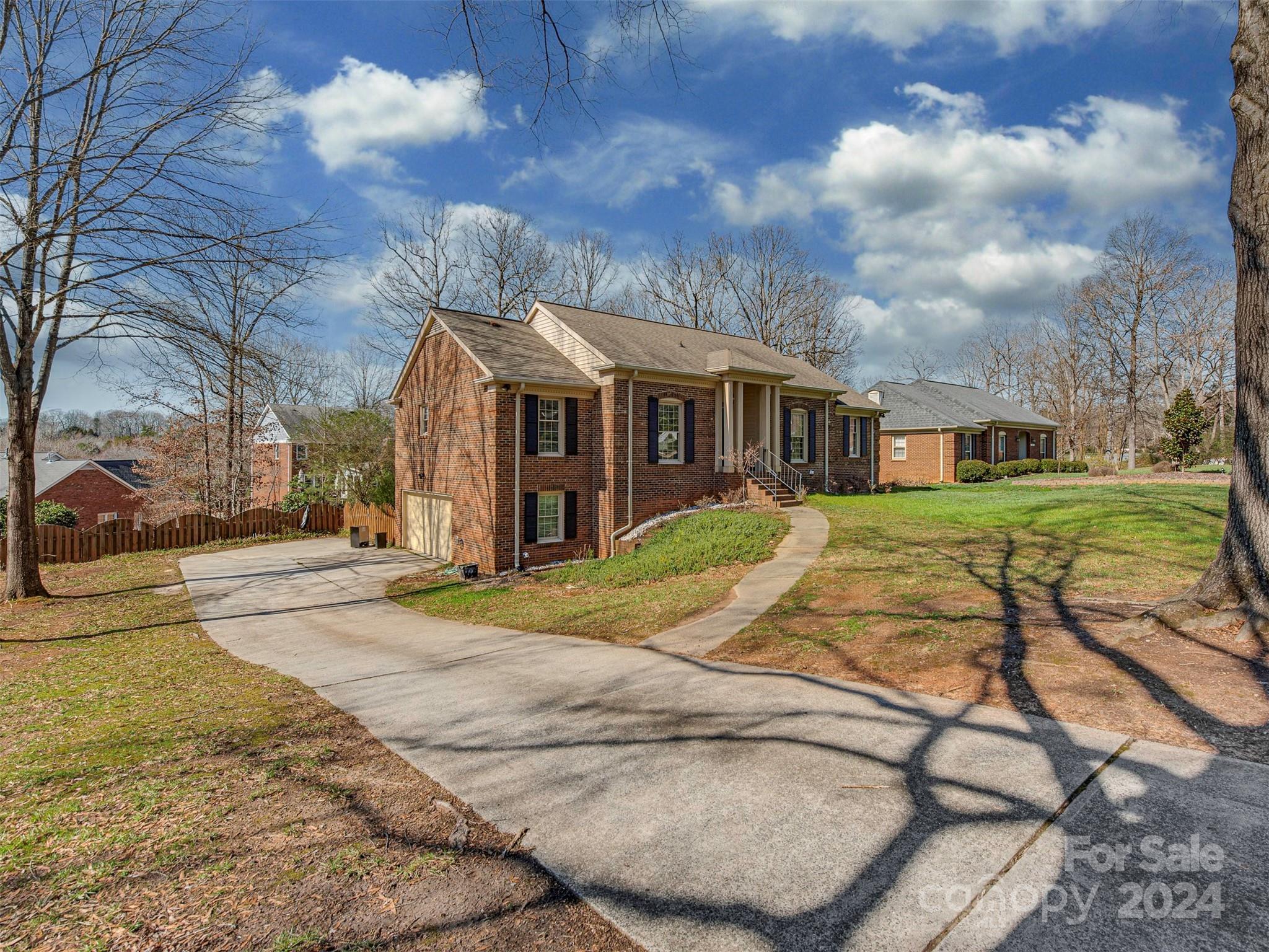 Property Image for 424 Walnut Point Drive