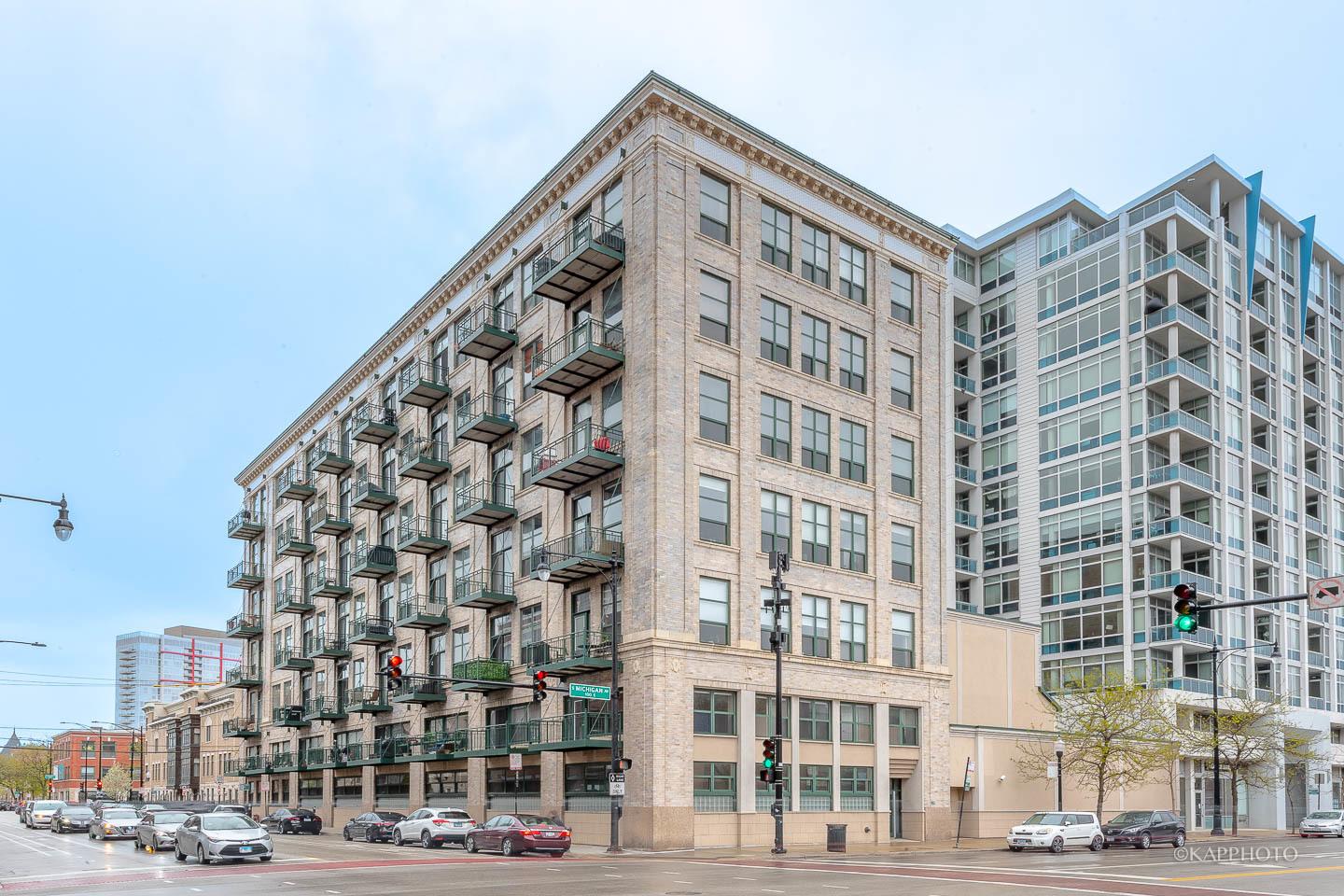 Property Image for 1801 S Michigan Avenue , 304