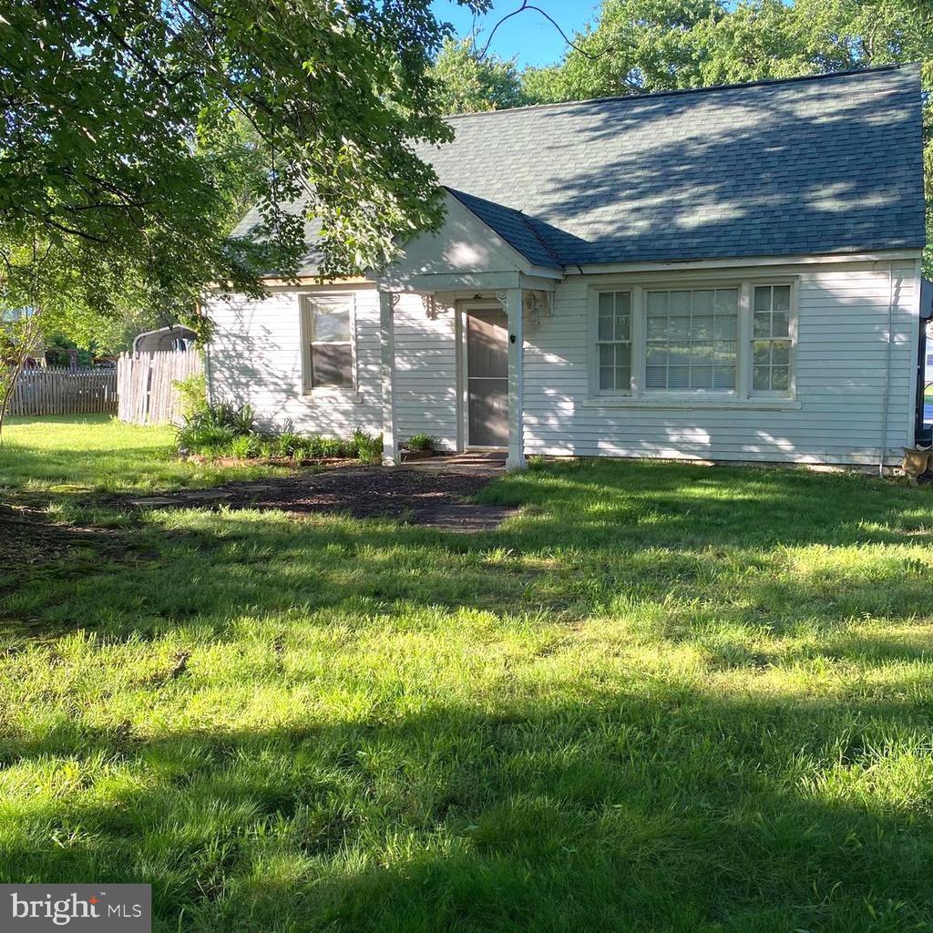 Property Image for 11900 N Dickinson Drive