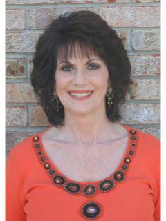 Phyllis Robinson of CENTURY 21 Howe Realty & Auction
