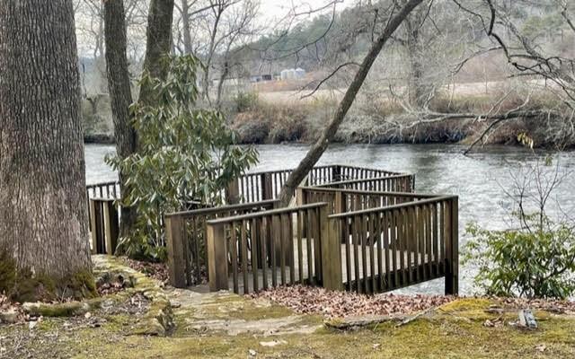 Property Image for 464 Hiawassee River Road