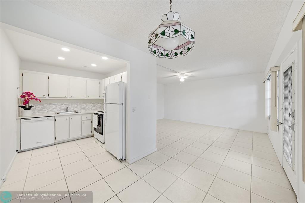 Property Image for 400 SW 134th Way 405F