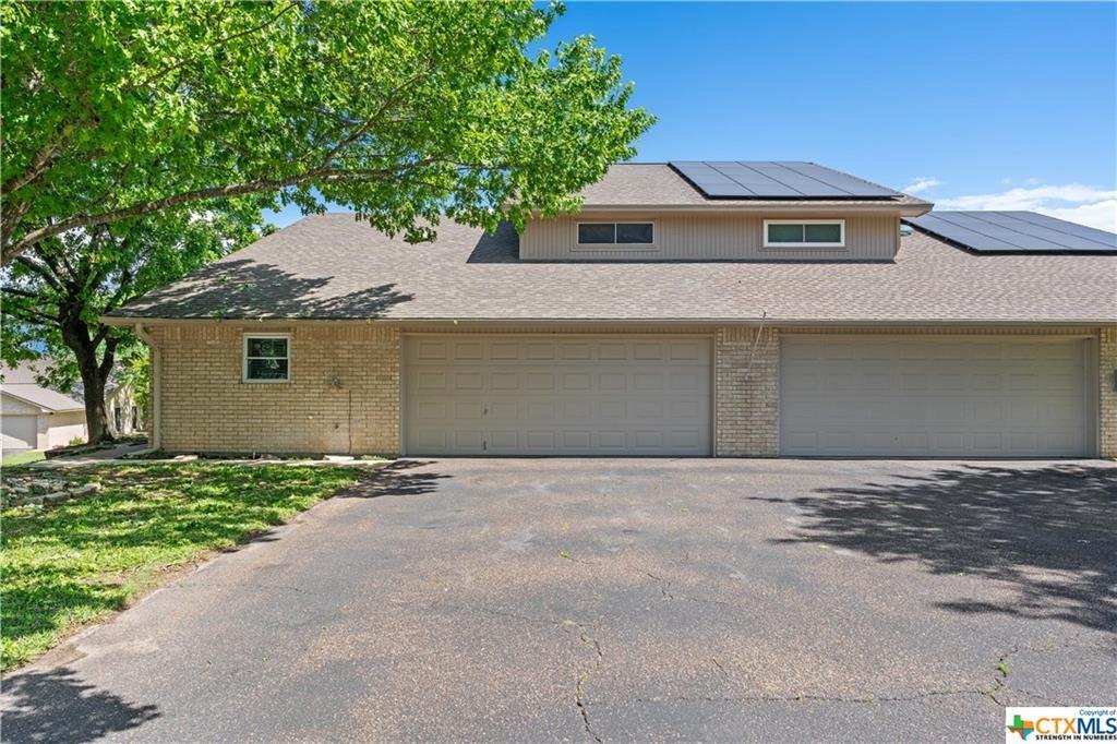 Property Image for 3901 Chisholm Trail 12