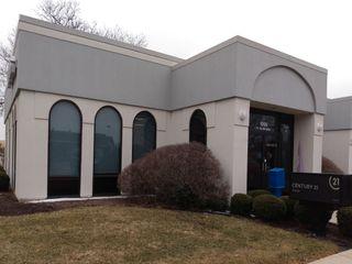 CENTURY 21 Circle